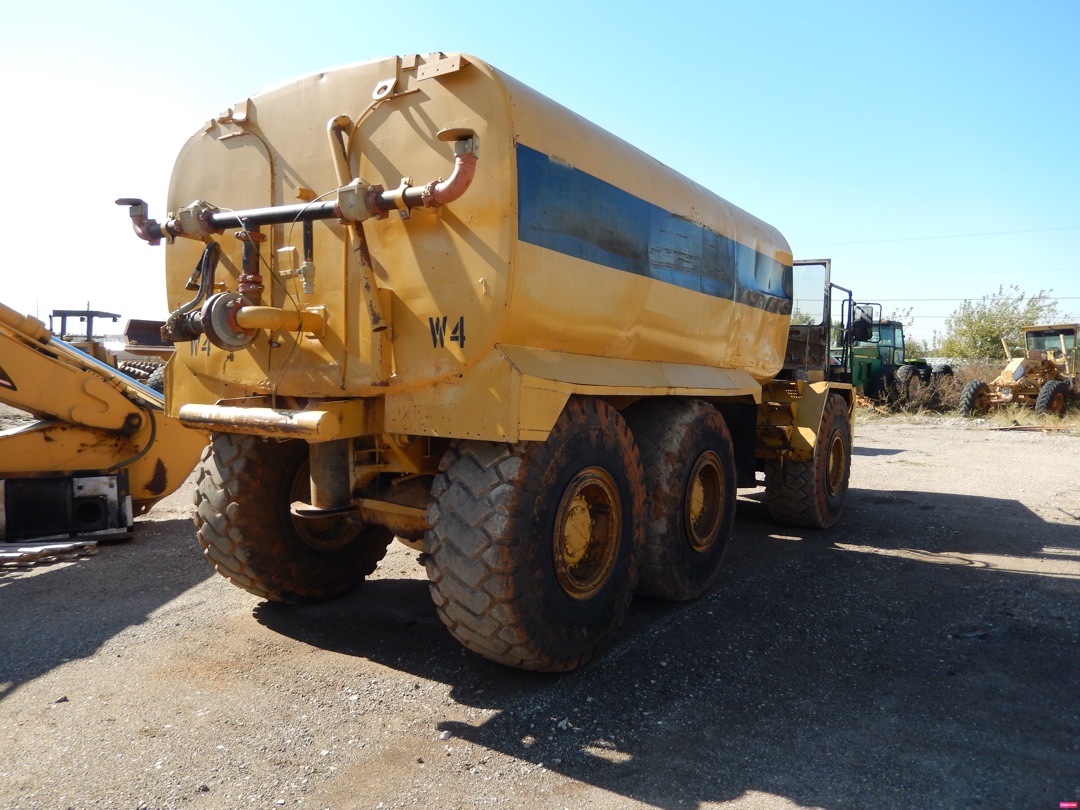 1997 CATERPILLAR D250E - Image 2